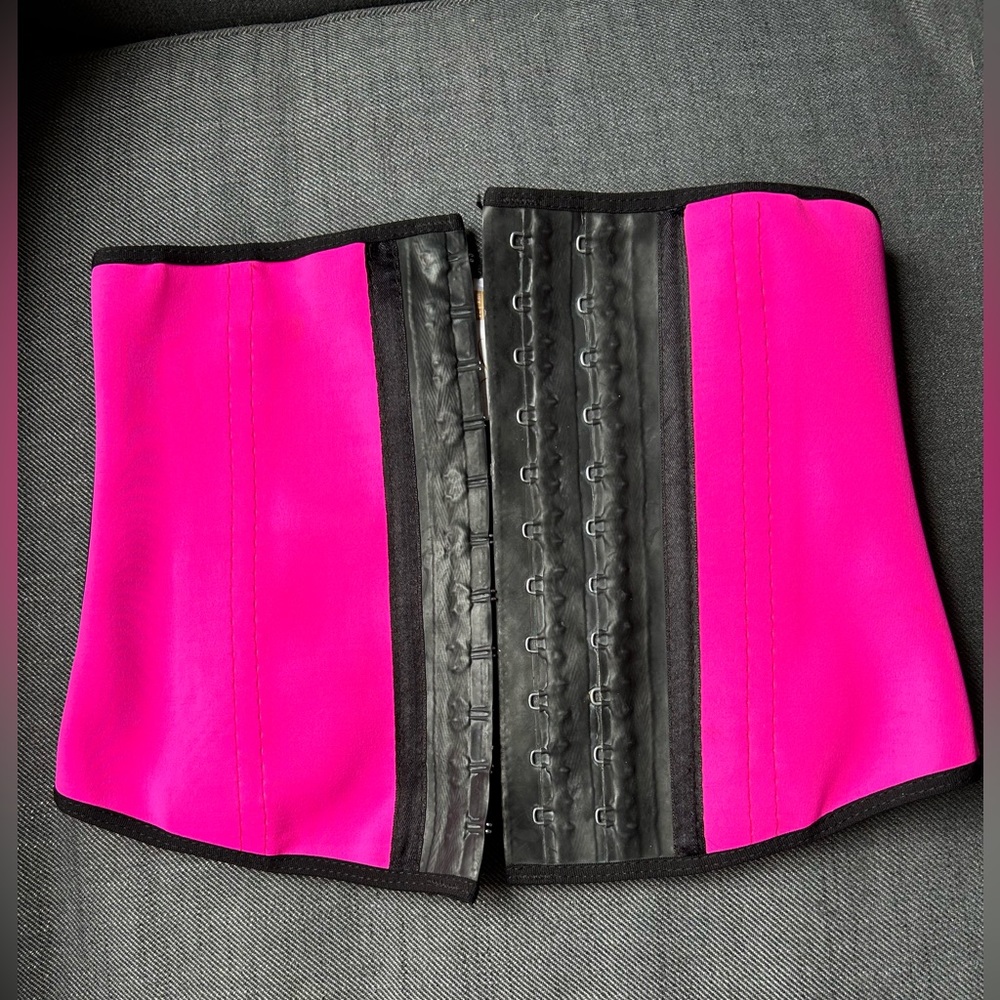 Ann Chery Metallic Edition Pink Workout  Women Latex Waist Trainer medium 34
